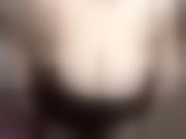 Live sex webcam photo for LadyLibely #292827999