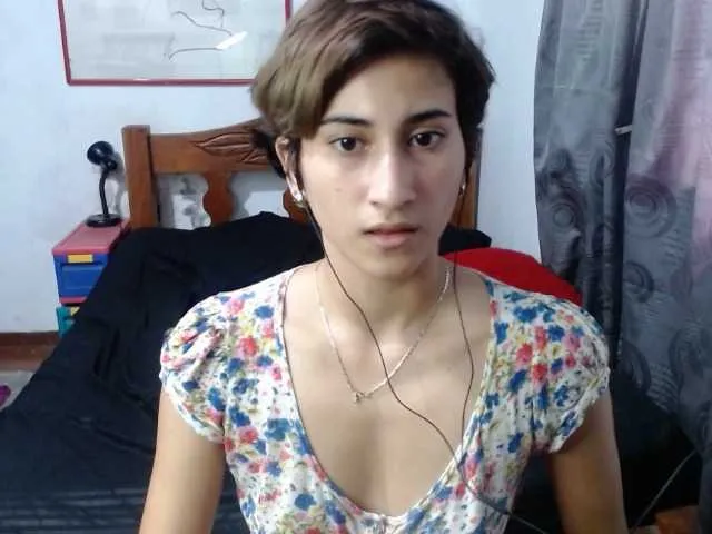 Live sex webcam photo for LadyMilk #275517938