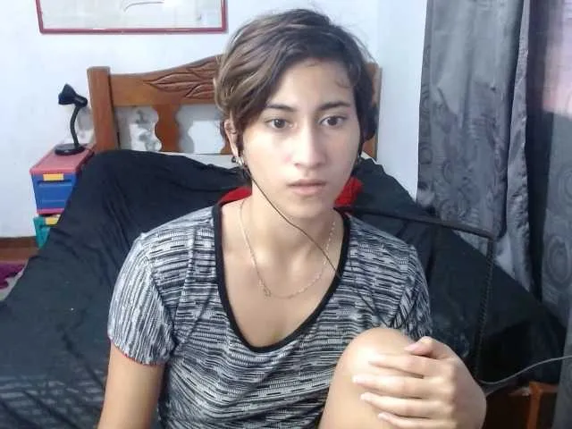 Live sex webcam photo for LadyMilk #275615065