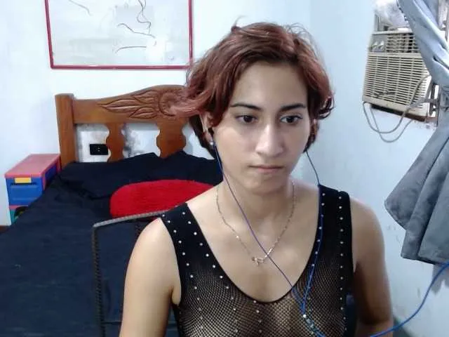 Live sex webcam photo for LadyMilk #276418374