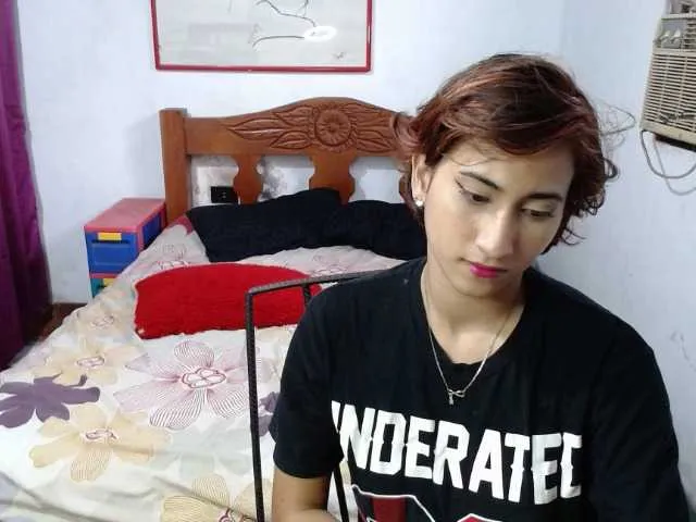 Live sex webcam photo for LadyMilk #276497249