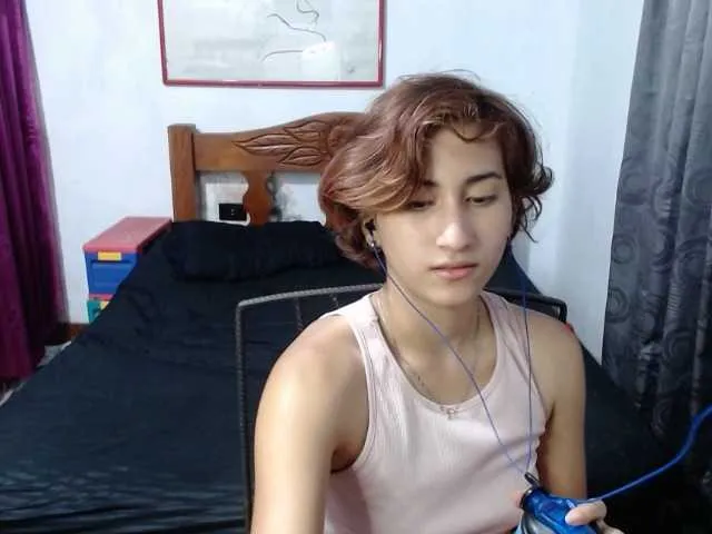 Live sex webcam photo for LadyMilk #276508899