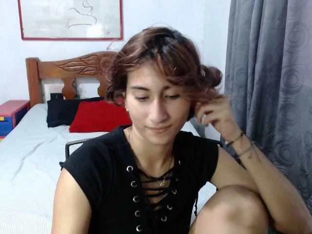 Live sex webcam photo for LadyMilk #276745918