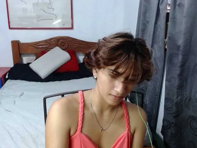 Live sex webcam photo for LadyMilk #276832780