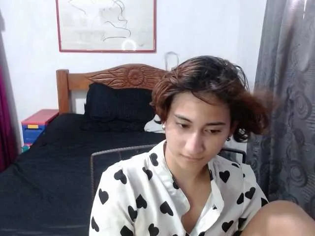 Live sex webcam photo for LadyMilk #277188083