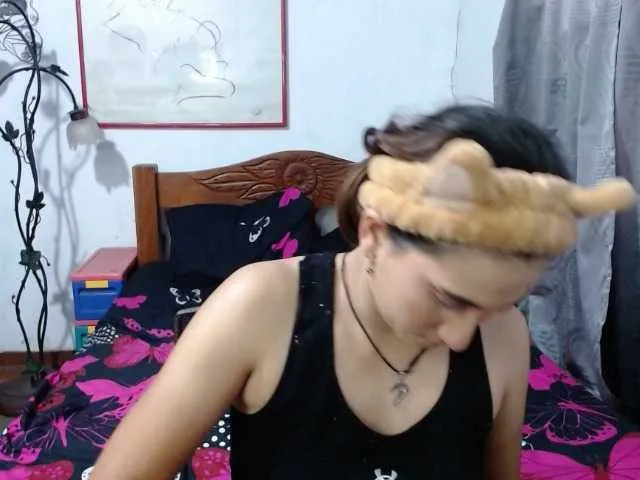 Live sex webcam photo for LadyMilk #291412525