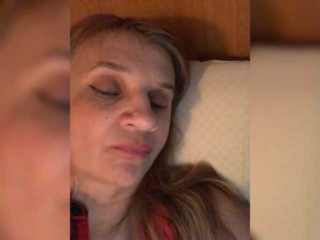 Live sex webcam photo for LadyMona00 #275810678