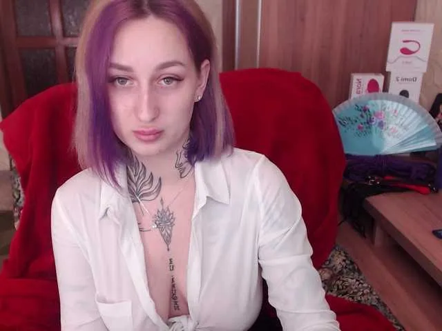 Live sex webcam photo for LadyMoonLight #273200500