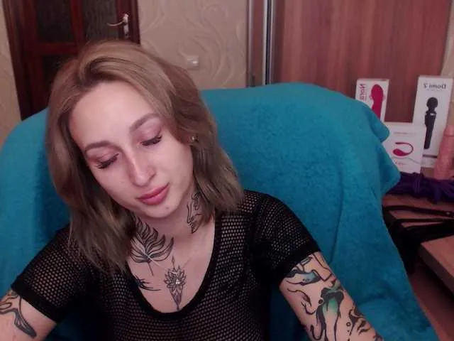 Live sex webcam photo for LadyMoonLight #274126033