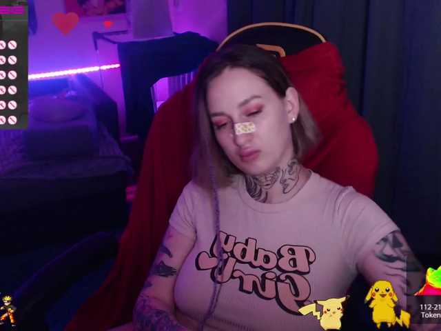 Live sex webcam photo for LadyMoonLight #275787630