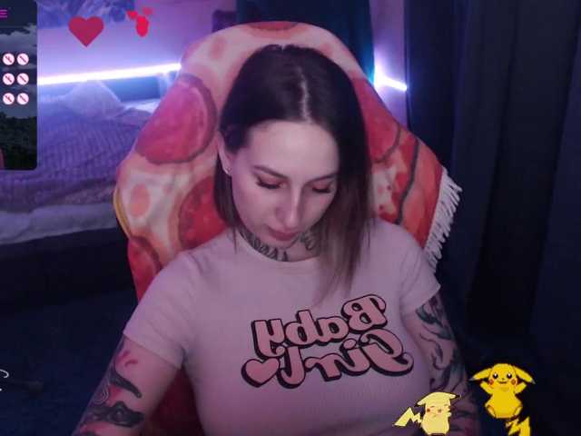 Live sex webcam photo for LadyMoonLight #276237535