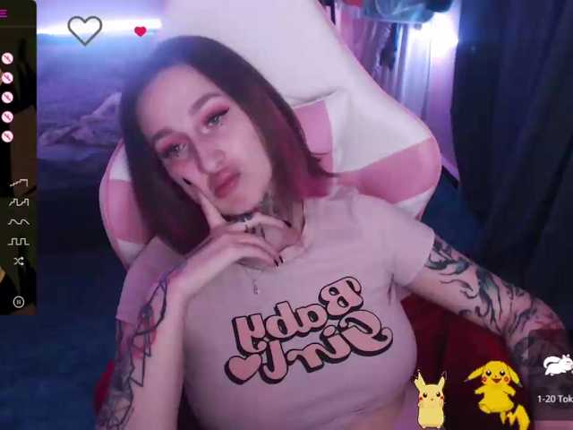Live sex webcam photo for LadyMoonLight #276616100