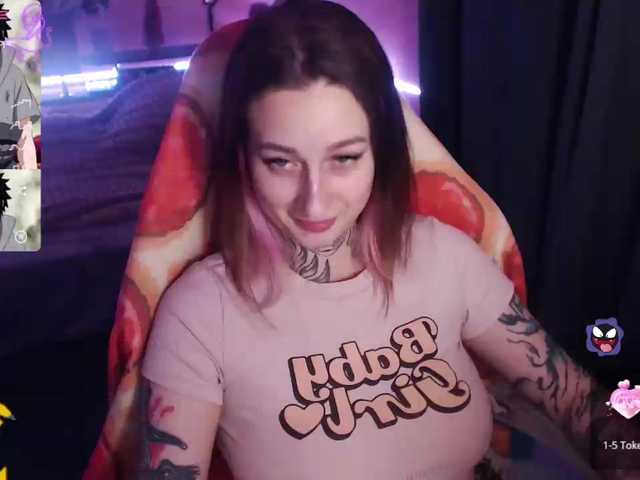 Live sex webcam photo for LadyMoonLight #277209568