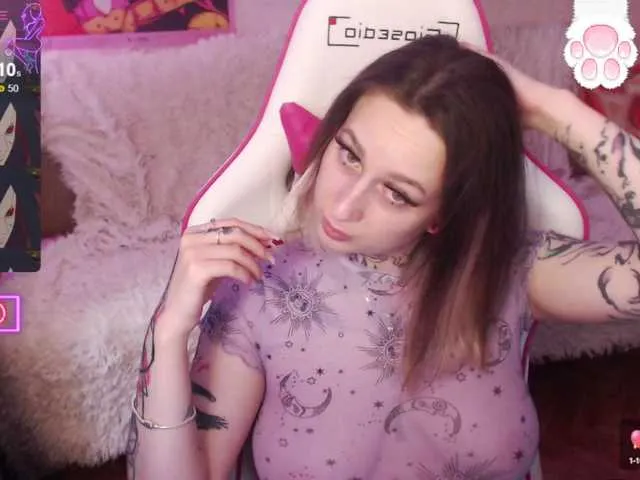 Live sex webcam photo for LadyMoonLight #278088532