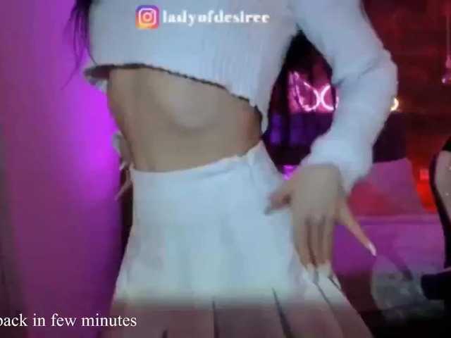 Live sex webcam photo for LadyOfDesire #275427199