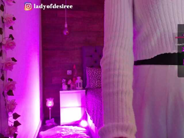 Live sex webcam photo for LadyOfDesire #276624486