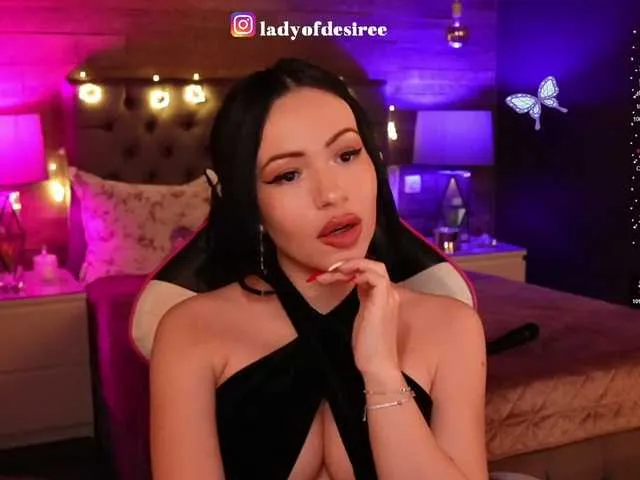 Live sex webcam photo for LadyOfDesire #290344434