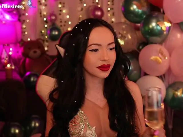 Live sex webcam photo for LadyOfDesire #290736236