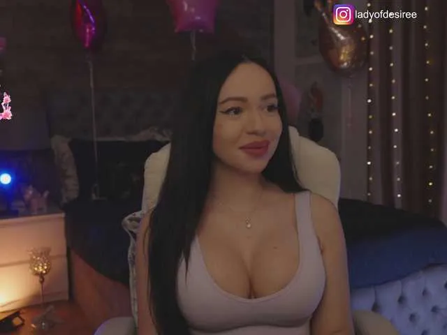 Live sex webcam photo for LadyOfDesire #292797938