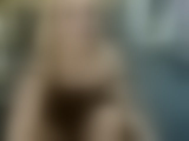 Live sex webcam photo for LadySweet17 #294109877