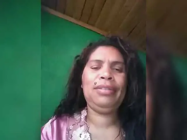 Live sex webcam photo for Ladysexyboobs #290989897