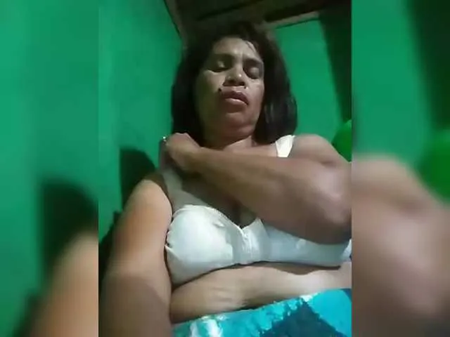 Live sex webcam photo for Ladysexyboobs #291010368