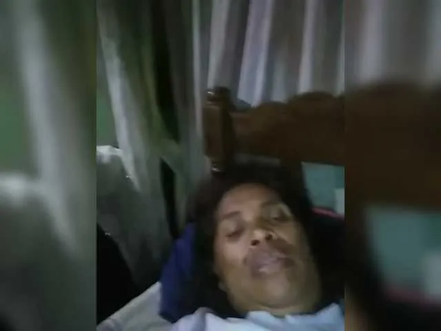 Live sex webcam photo for Ladysexyboobs #291956309