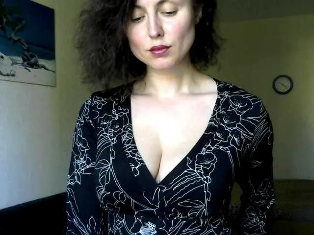 Live sex webcam photo for Ladyship #273909020