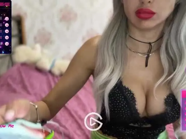 Live sex webcam photo for Ladywanp #274229721