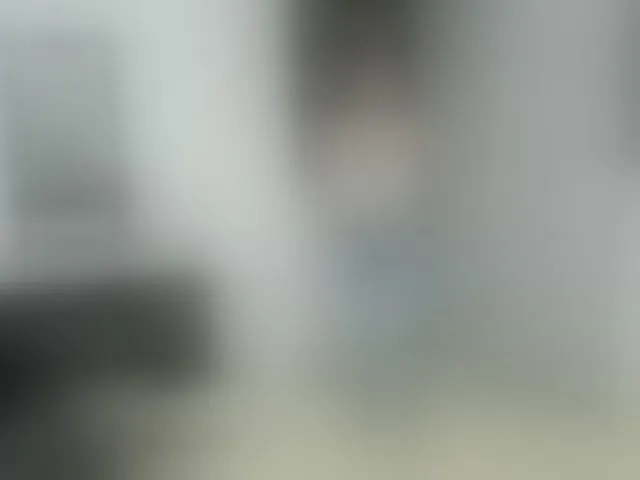 Live sex webcam photo for Ladyxmilf #294108946
