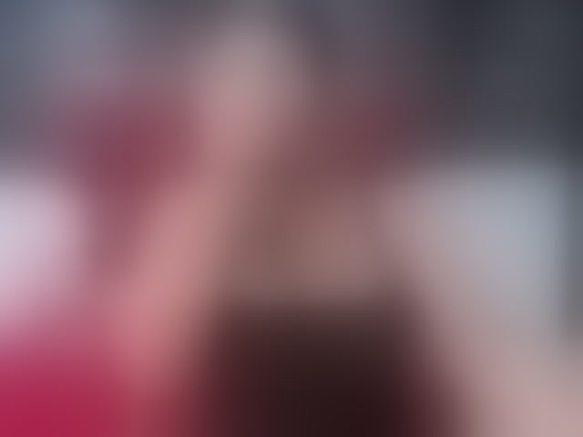 Live sex webcam photo for Ladyxmilf #294273699