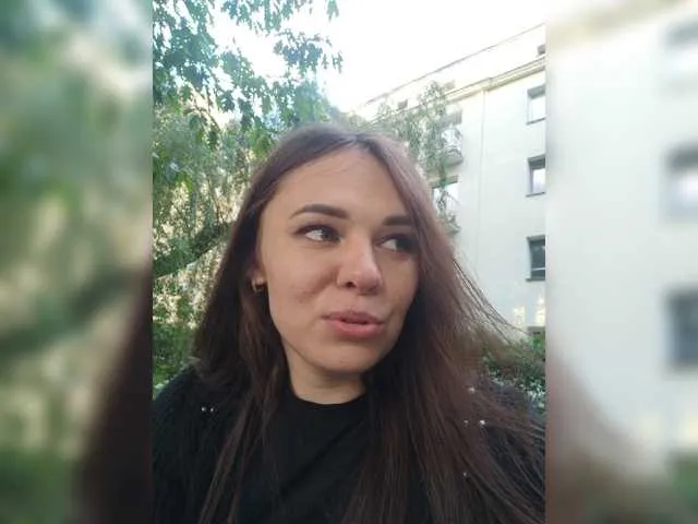 Live sex webcam photo for Laffna #273552847