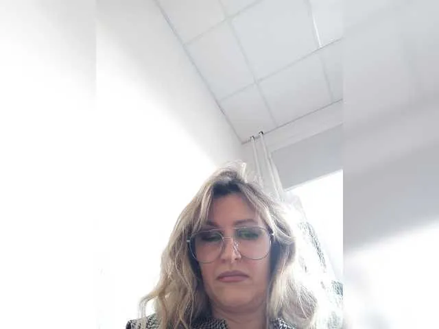 Live sex webcam photo for LagoonJoy #277514848