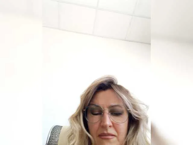 Live sex webcam photo for LagoonJoy #277516507