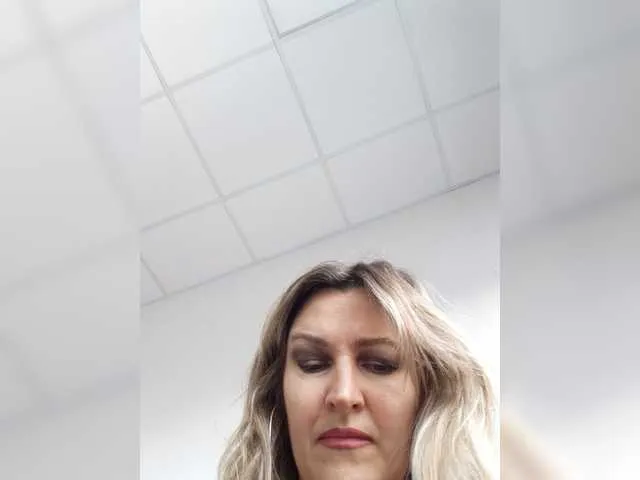 Live sex webcam photo for LagoonJoy #277521820