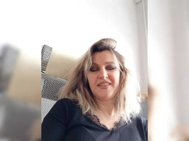 Live sex webcam photo for LagoonJoy #277613900