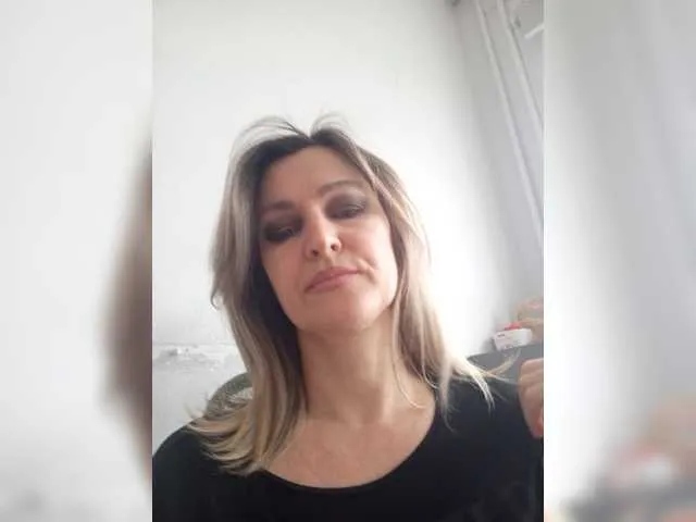 Live sex webcam photo for LagoonJoy #277911824