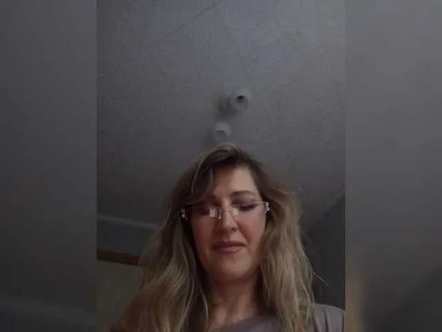 Live sex webcam photo for LagoonJoy #278134209