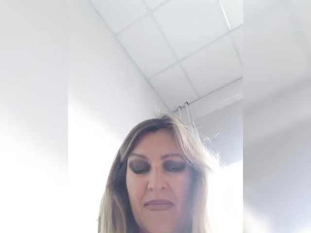 Live sex webcam photo for LagoonJoy #278262442