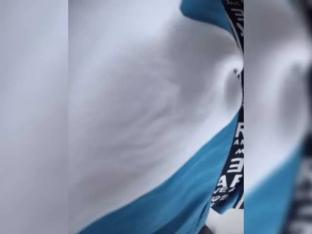 Live sex webcam photo for LagoonJoy #278273777