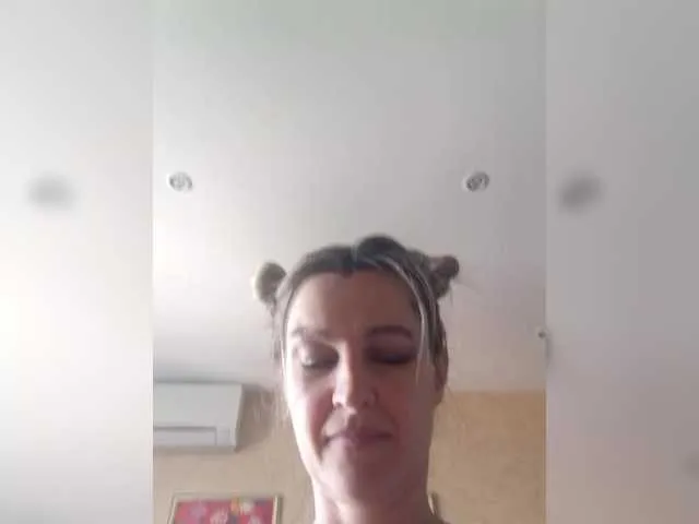Live sex webcam photo for LagoonJoy #288995073