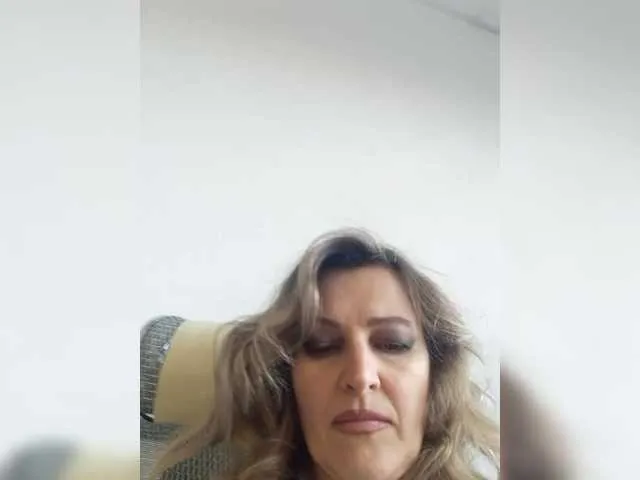 Live sex webcam photo for LagoonJoy #289331187