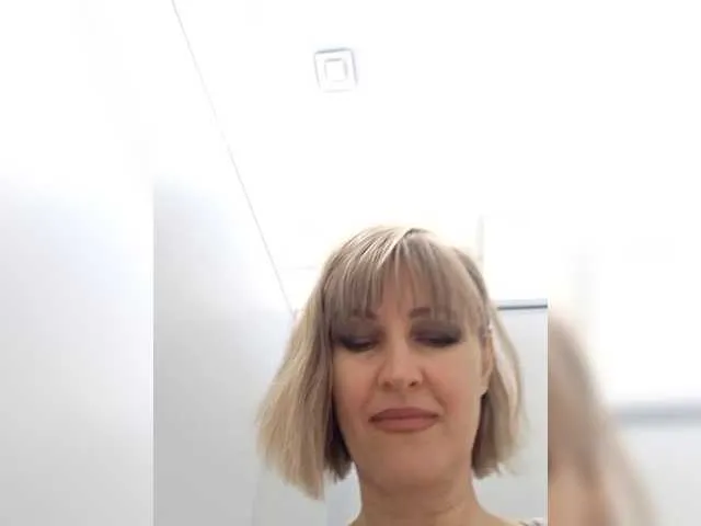 Live sex webcam photo for LagoonJoy #290013199