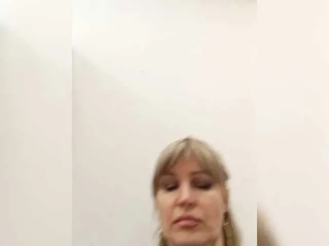 Live sex webcam photo for LagoonJoy #290156132