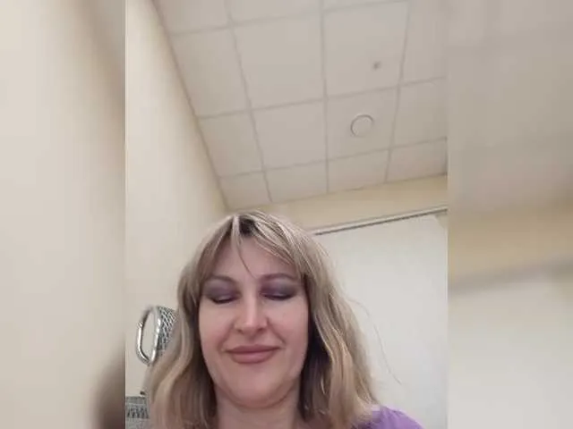 Live sex webcam photo for LagoonJoy #290273782