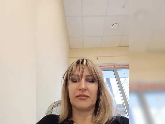 Live sex webcam photo for LagoonJoy #290438231