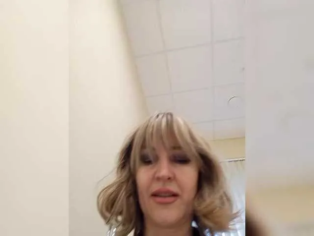 Live sex webcam photo for LagoonJoy #290486675
