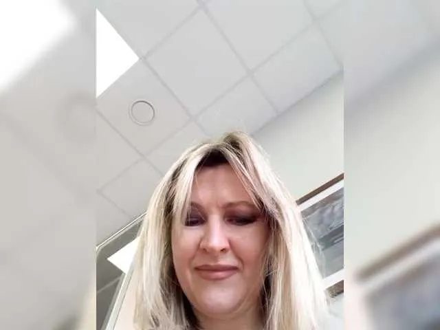 Live sex webcam photo for LagoonJoy #290723503