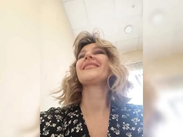 Live sex webcam photo for LagoonJoy #290908382