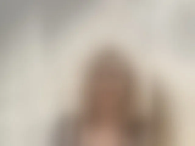 Live sex webcam photo for LagoonJoy #294273438